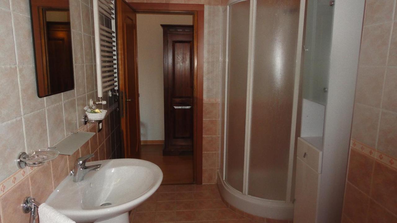 Bed And Breakfast La Corte Degli Ulivi Civitavecchia Oda fotoğraf